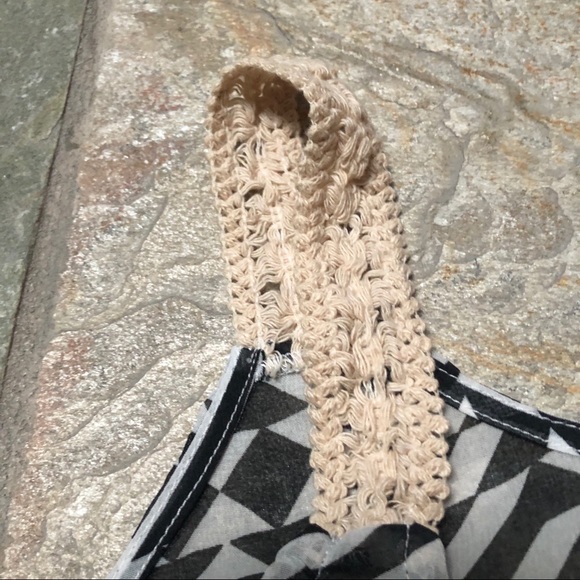 Tribal tank top - Picture 4 of 4